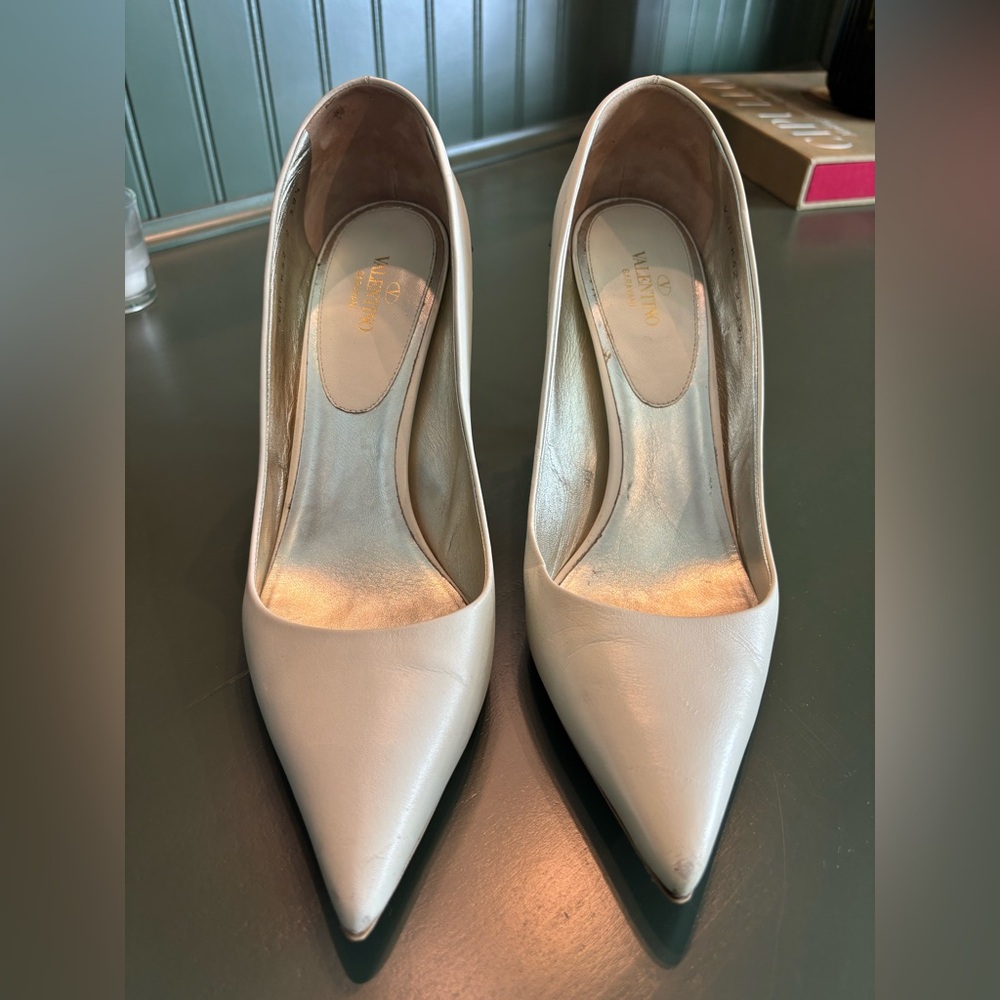 Valentino Garavani pumps